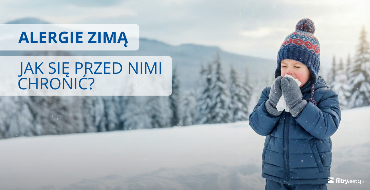 Grafika przedstawiająca dziecko ubrane w zimową odzież, stojące na śniegu i kichające w chusteczkę, z zimowym krajobrazem w tle. Na grafice widoczny jest napis: „Alergie zimą – jak się przed nimi chronić?”.